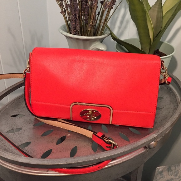 kate spade Handbags - Kate Spade bright reddish orange crossbody bag